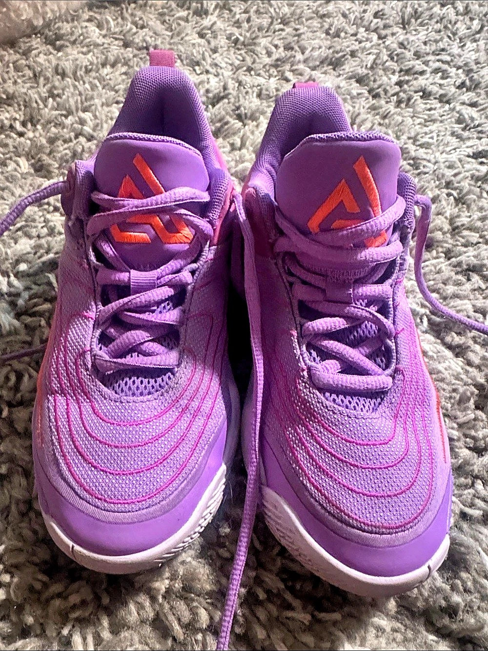 Nike Giannis Immortality 4 Girls US 2Y Purple & Pink Sneakers